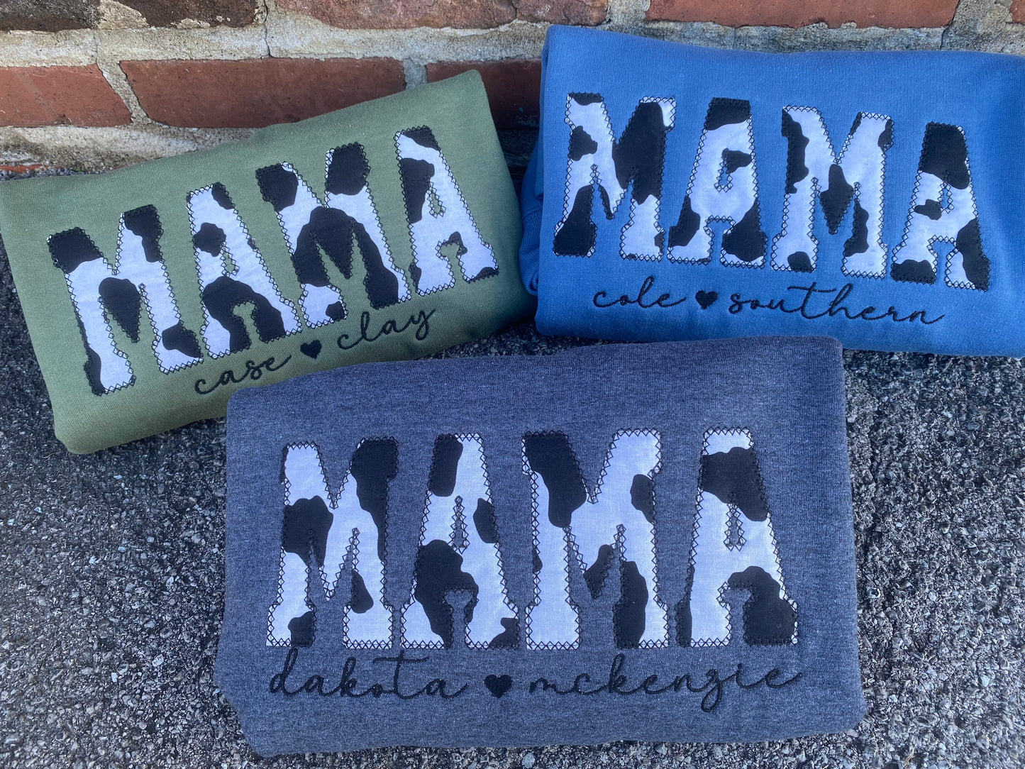 Applique TSHIRT- Late April Ship